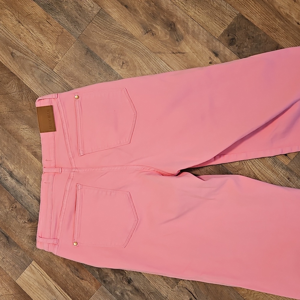 👖Judy Blue Pink Cropped Jeans - Picture 6 of 9